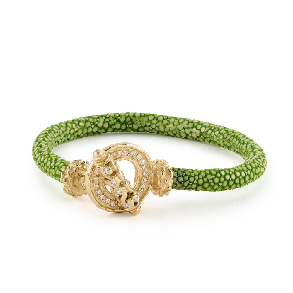 Spring Green Stingray Bracelet with Small Diamond Mimi Toggle Clasp B-1400-16705,_Dia,_5mm_Spring_Green_Stingray_Bracelet_w_Sm_Dia_Mimi_Toggle_Clasp.jpg