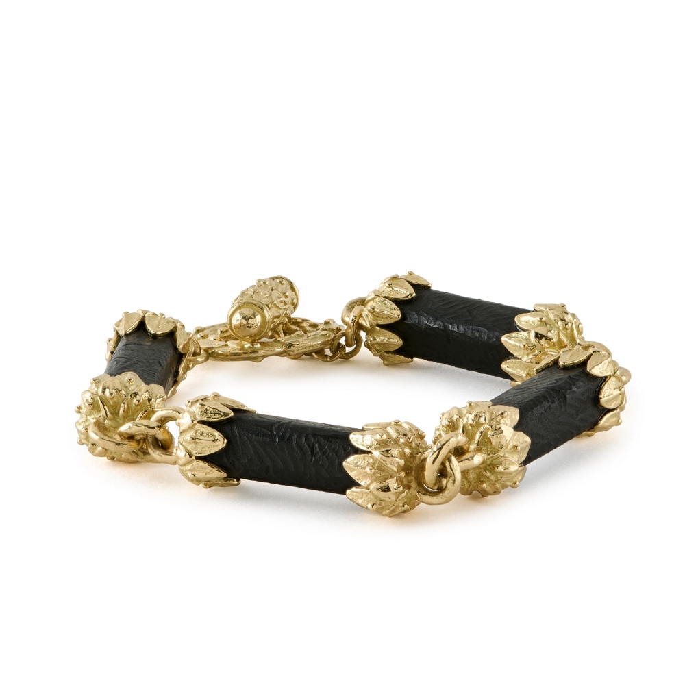 “Woodlands” Bracelet in Hand Carved Jet and Diamonds and Small “Woodlands” Link Bracelet with Jet B-1460-17764,_Sm_Woodlands_Link_Bracelet_w_Jet.jpg