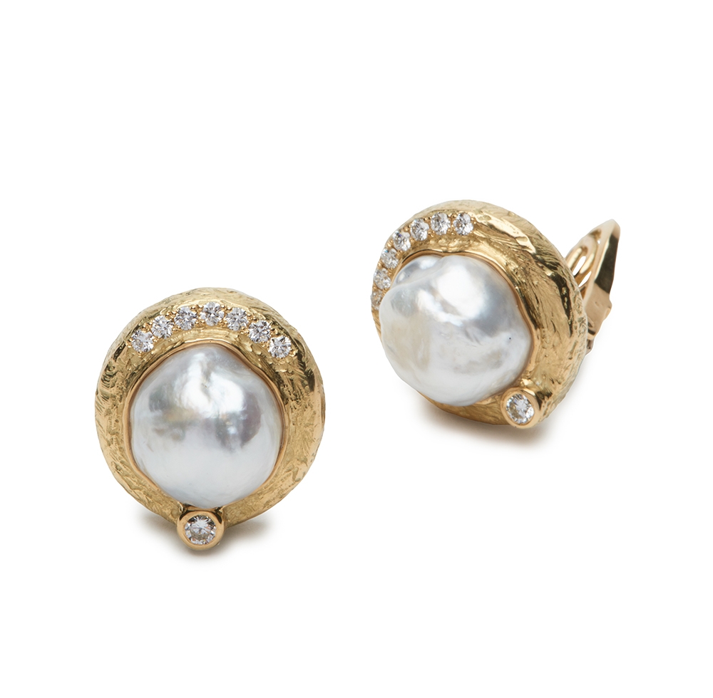 Pearl and Diamond Earrings E-1507-12898_18k_yg_cfw_Pearl_and_Diamond_Earrings.jpg