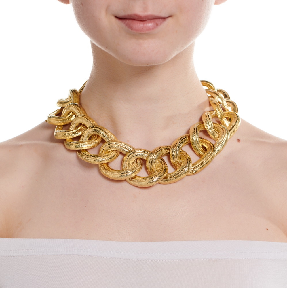 Large "Gourmette" Link Neklace N-2038_on_model.jpg
