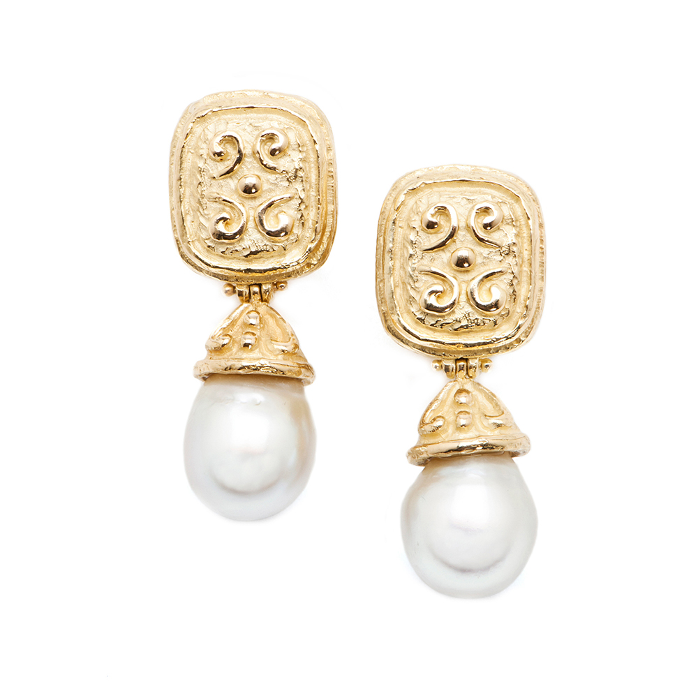 "Chau's Finale" White Pearl Earrings