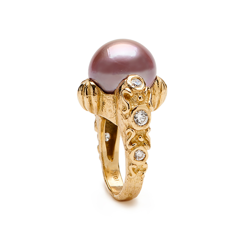 Large "Mimi" Ring with Pearl and Diamonds