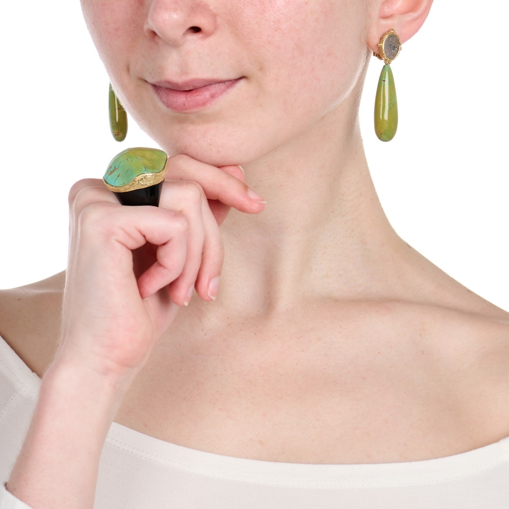 Drusy Earrings with Blue Ridge Turquoise Drops R-1712-16927_E-1864-17220_on_model.jpg